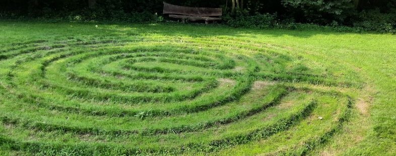 Lijkt jouw levenspas op een doolhof of op een labyrinth